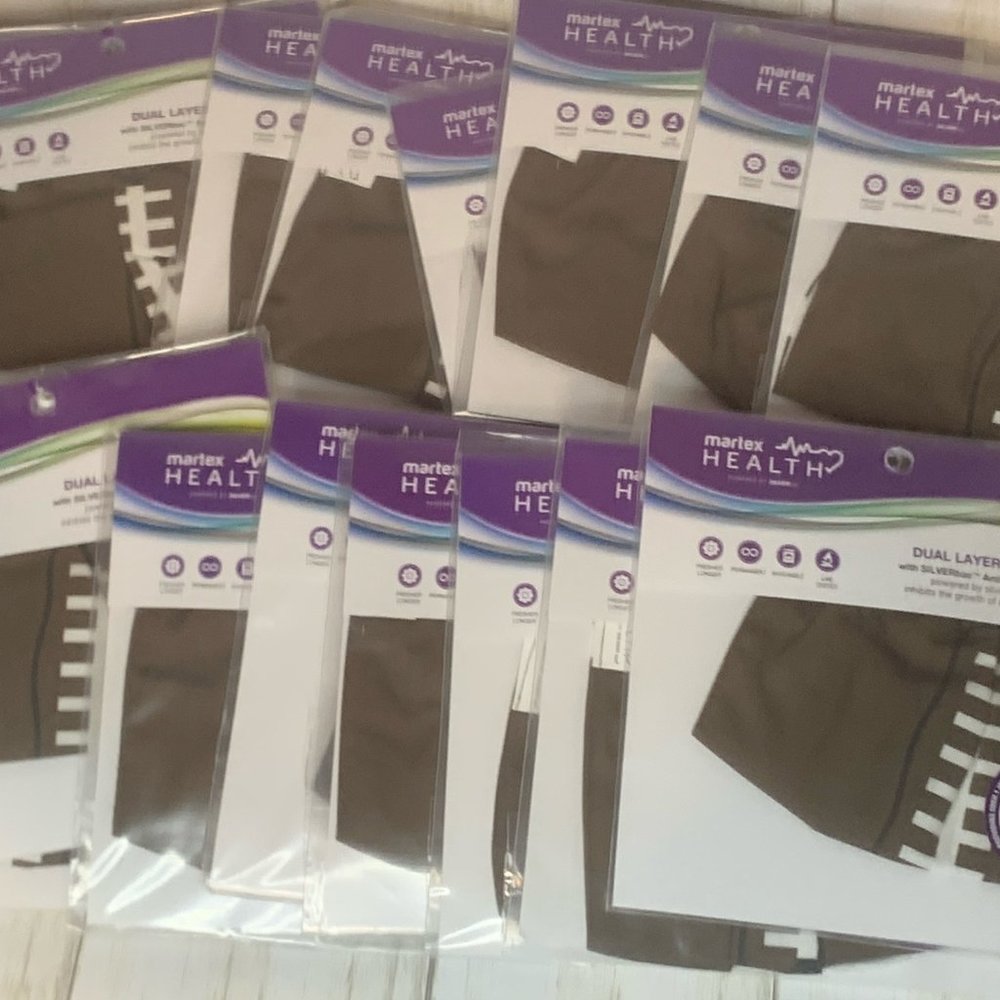 LOT 18 MARTEX FOOTBALL FACE MASK ADULT ONE SIZE